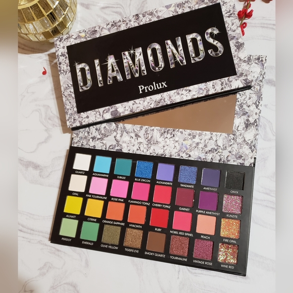 Prolux Diamonds 32 Color Eyeshadow Palette - Picture 2 of 4